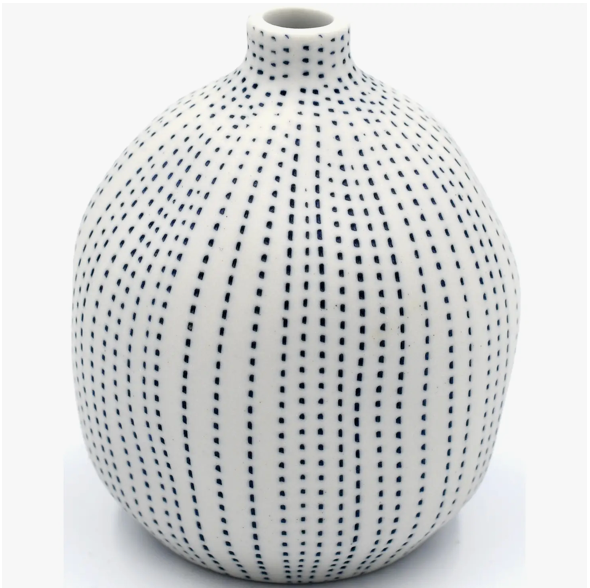 Gug Sag Small Porcelain Bud Vase